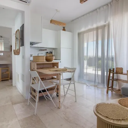 New Stunning With Parking &pool! * Olbia